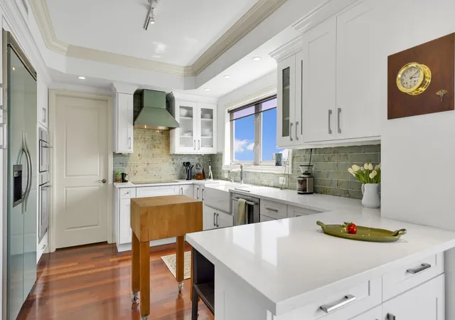 Photo 4 of Condo for sale at 333 Sunset Dr #708, Fort Lauderdale, FL 33301 | MLS# B26026197 | Listing updated on 2026-09-16
