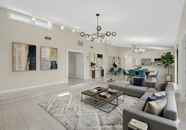 Photo 4 of Single family home for sale at 5580 Piping Rock Dr, Boynton Beach, FL 33437 | MLS# B26027068 | Listing updated on 2026-09-15