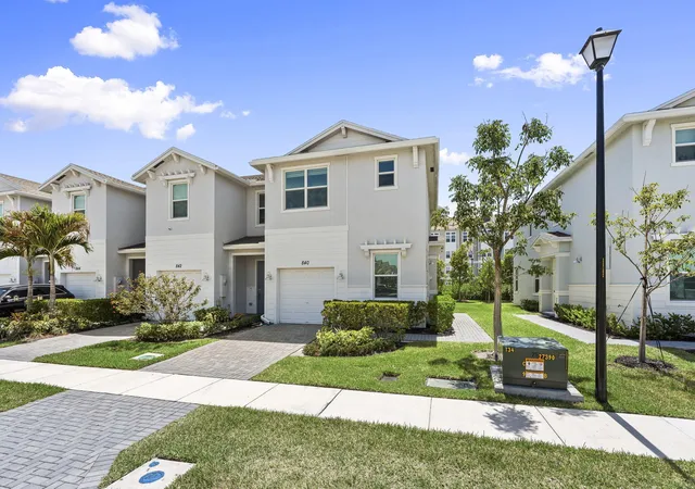Photo 2 of Townhouse for sale at 840 Se Grovebush Ln, Port St Lucie, FL 34984 | MLS# B26027784 | Listing updated on 2026-09-15