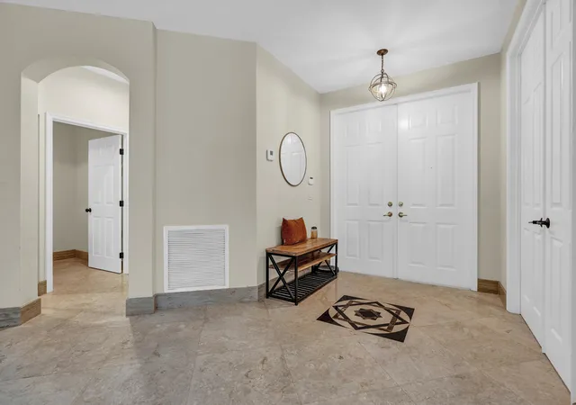 Photo 3 of Single family home for sale at 2792 Shaughnessy Dr, Wellington, FL 33414 | MLS# B26027891 | Listing updated on 2026-09-24