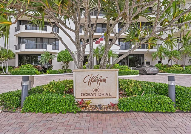 Photo 3 of Condo for sale at 800 Ocean Dr #1105, Juno Beach, FL 33408 | MLS# B26027899 | Listing updated on 2026-09-13