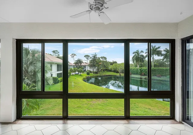 Listing Photo 4 - Condo for sale in building located at 4080-B Quail Ridge Dr, Boynton Beach, FL 33436 - Unit #Osprey