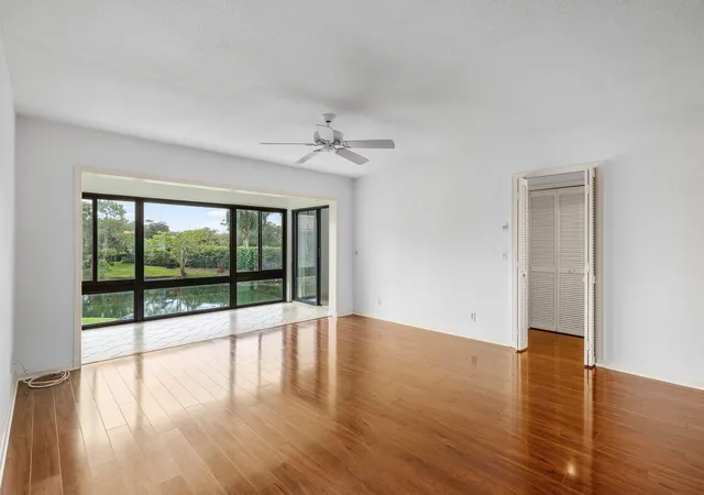 Listing Photo 5 - Condo for sale in building located at 4080-B Quail Ridge Dr, Boynton Beach, FL 33436 - Unit #Osprey
