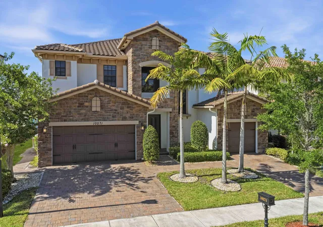 Photo 2 of Single family home for sale at 10271 Peninsula Pl, Parkland, FL 33076 | MLS# B26028242 | Listing updated on 2026-09-13