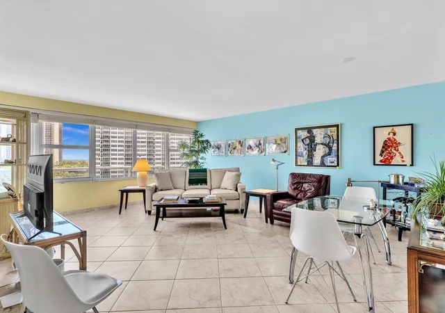 Photo 3 of House for sale at 3300 NE 36th Street #721, Fort Lauderdale, FL 33308 | MLS# B26028331 | Listing updated on 2026-09-16