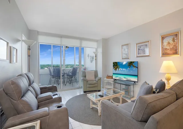 Photo 3 of Condo for sale at 4040 Galt Ocean Dr #801, Fort Lauderdale, FL 33308 | MLS# B26028691 | Listing updated on 2026-09-16