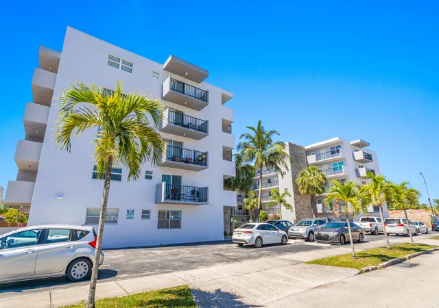 Photo 1 of Condo for sale at 1750 Jefferson St #507, Hollywood, FL 33020 | MLS# B26028471 | Listing updated on 2026-09-15