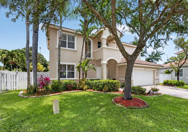 Photo 2 of Single family home for sale at 6207 Shadow Tree Ln, Lake Worth, FL 33463 | MLS# B26029034 | Listing updated on 2026-09-14