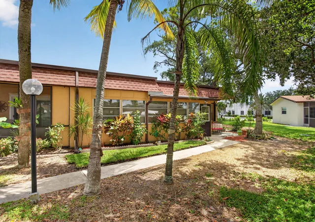Photo 1 of Single family home for sale at 2002 Sw Natura Blvd #B, Deerfield Beach, FL 33441 | MLS# B26029188 | Listing updated on 2026-09-24