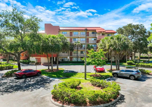 Photo 2 of Condo for sale at 7451 Nw 16th Street #108, Plantation, FL 33313 | MLS# B26029282 | Listing updated on 2026-09-13
