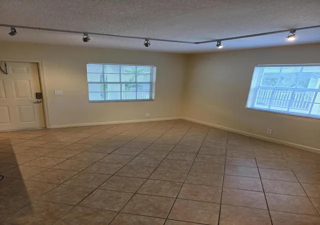 Photo 4 of Sale Pending at 2660 NE 8th Avenue #Unit 219, Wilton Manors, FL 33334 | MLS# B26029382 | Listing updated on 2026-09-13