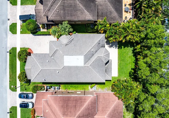 Photo 3 of Single family home for sale at 10293 Medicis Pl, Wellington, FL 33449 | MLS# B26029789 | Listing updated on 2026-09-15