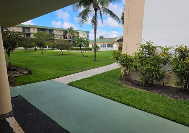 Photo 3 of Condo for sale at 808 Se 7th Street #101, Deerfield Beach, FL 33441 | MLS# B26029804 | Listing updated on 2026-10-06