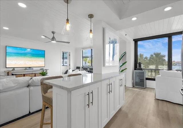 Photo 4 of Sale Pending at 1648 Jupiter Cvs Dr #210, Jupiter, FL 33469 | MLS# B26030356 | Listing updated on 2026-09-14