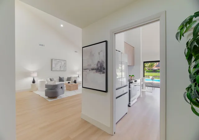 Photo 4 of Single family home for sale at 2880 Gettysburg Ln, West Palm Beach, FL 33409 | MLS# B26030562 | Listing updated on 2026-09-26