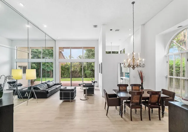 Photo 4 of Townhouse for sale at 5106 Windsor Parke Dr, Boca Raton, FL 33496 | MLS# B26030724 | Listing updated on 2026-09-23