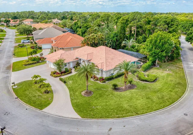Photo 3 of Single family home for sale at 8055 Kiawah Tr, Port St Lucie, FL 34986 | MLS# B26031028 | Listing updated on 2026-09-15