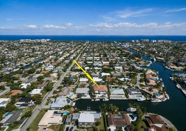 Photo 2 of Single family home for sale at 4431 Ne 24th Avenue, Lighthouse Point, FL 33064 | MLS# B26031181 | Listing updated on 2026-09-16