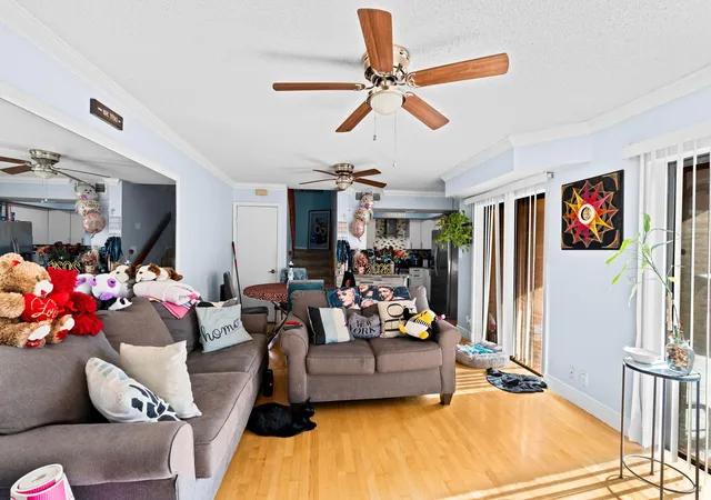 Photo 4 of Townhouse for sale at 6139 Seven Springs Blvd, Lake Worth, FL 33463 | MLS# B26031201 | Listing updated on 2026-09-14