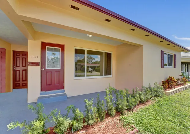 Photo 3 of Single family home for sale at 1101 Sw 31st Street, Fort Lauderdale, FL 33315 | MLS# B26031268 | Listing updated on 2026-09-14