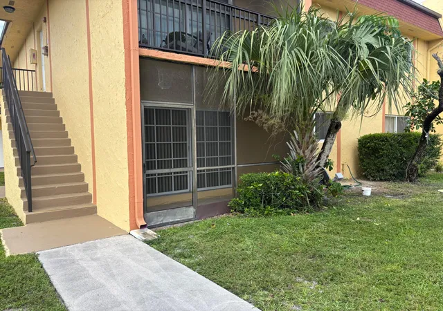 Photo 3 of Condo for sale at 2964 Nw 55th Avenue #1d, Lauderhill, FL 33313 | MLS# B26031315 | Listing updated on 2026-09-13