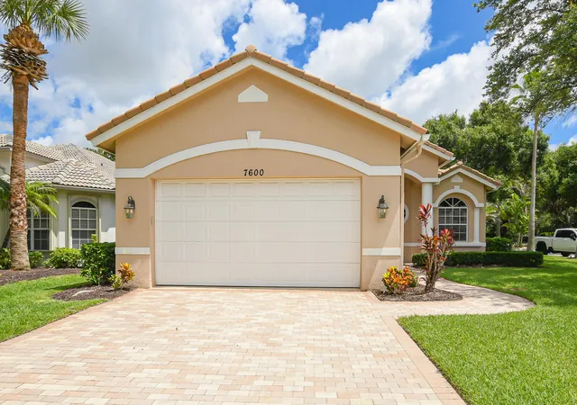 Photo 3 of Single family home for sale at 7600 Greenbrier Cir, Port Saint Lucie, FL 34986 | MLS# B26031316 | Listing updated on 2026-09-14