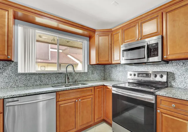 Photo 1 of Condo for sale at 5272 Bosque Ln #31, West Palm Beach, FL 33415 | MLS# B26031611 | Listing updated on 2026-09-16