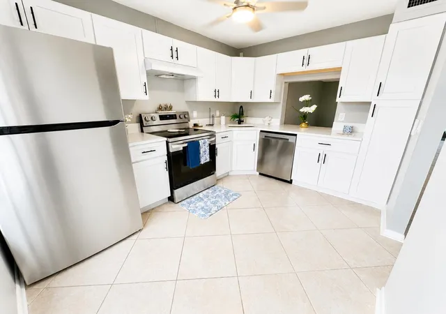 Photo 3 of Townhouse for sale at 222 Foxtail Dr #E, Greenacres, FL 33415 | MLS# B26032096 | Listing updated on 2026-10-03