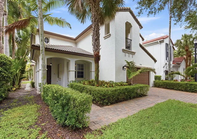 Photo 1 of Sale Pending at 946 Mill Crk Dr, Palm Beach Gardens, FL 33410 | MLS# B26032145 | Listing updated on 2026-09-15