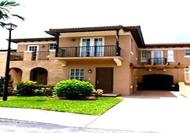 Photo 2 of Townhouse for sale at 6898 Julia Gdns Dr, Coconut Creek, FL 33073 | MLS# B26032609 | Listing updated on 2026-09-13