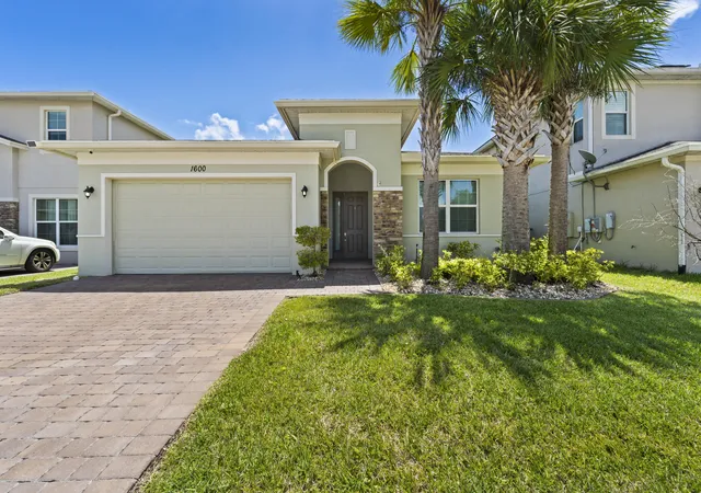 Photo 1 of Single family home for sale at 1600 Nw Vivanco St, Port Saint Lucie, FL 34986 | MLS# B26033609 | Listing updated on 2026-09-14
