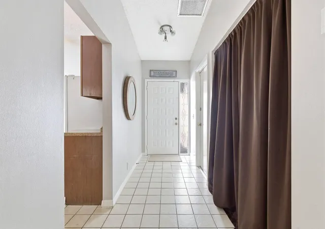 Photo 3 of Townhouse for sale at 6670 Canary Palm Cir, Boca Raton, FL 33433 | MLS# B26033634 | Listing updated on 2026-09-15