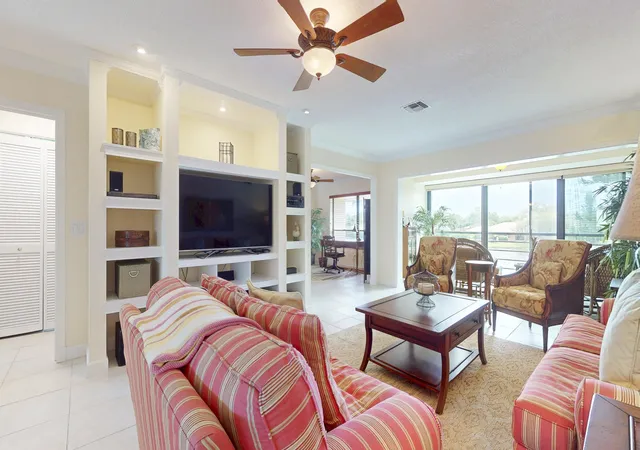 Photo 3 of Condo for sale at 4081 Sw Parkgate Blvd #F, Palm City, FL 34990 | MLS# B26033649 | Listing updated on 2026-09-14