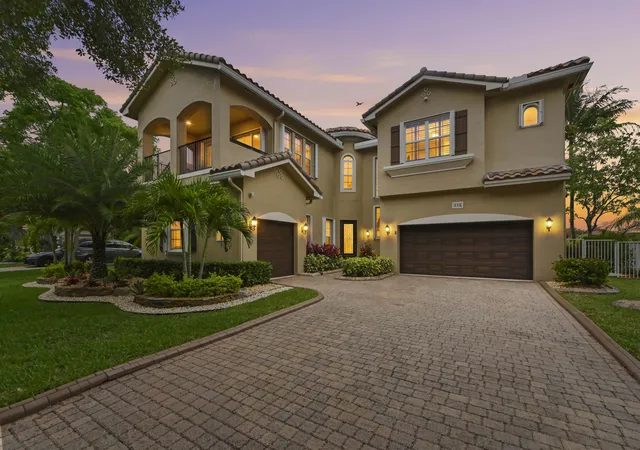 Photo 1 of Single family home for sale at 458 Cresta Cir, West Palm Beach, FL 33413 | MLS# B26033919 | Listing updated on 2026-09-23