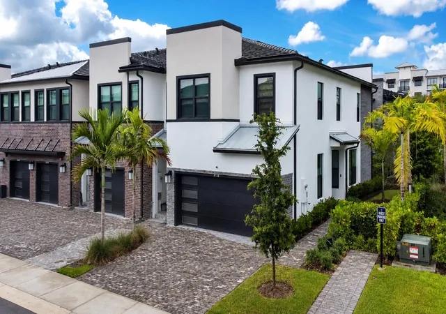 Photo 1 of Townhouse for sale at 8358 Nw 7th Place, Plantation, FL 33324 | MLS# B26034342 | Listing updated on 2026-09-14