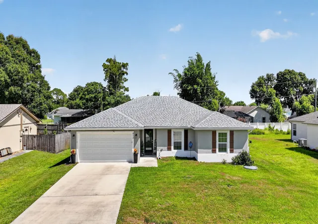 Photo 1 of Single family home for sale at 473 Se Streamlet Ave, Port Saint Lucie, FL 34983 | MLS# B26034794 | Listing updated on 2026-09-13