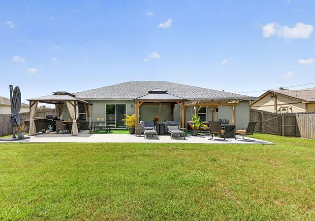 Photo 2 of Single family home for sale at 473 Se Streamlet Ave, Port Saint Lucie, FL 34983 | MLS# B26034794 | Listing updated on 2026-09-13