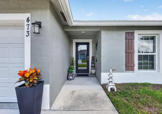 Photo 3 of Single family home for sale at 473 Se Streamlet Ave, Port Saint Lucie, FL 34983 | MLS# B26034794 | Listing updated on 2026-09-13