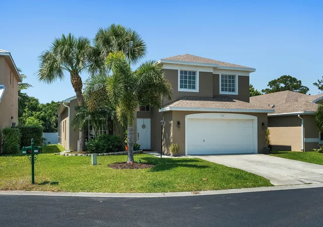Photo 2 of Single family home for sale at 2480 Se Springtree Pl, Stuart, FL 34997 | MLS# B26034835 | Listing updated on 2026-09-14