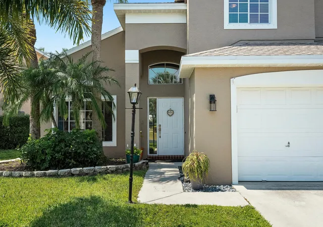Photo 3 of Single family home for sale at 2480 Se Springtree Pl, Stuart, FL 34997 | MLS# B26034835 | Listing updated on 2026-09-14
