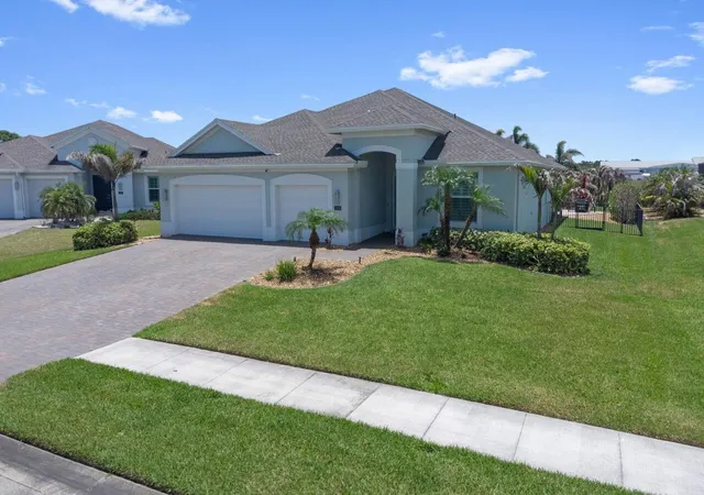Photo 38 of Single family home for sale at 7203 33rd Square, Vero Beach, FL 32967 | MLS# B26035102 | Listing updated on 2026-10-01