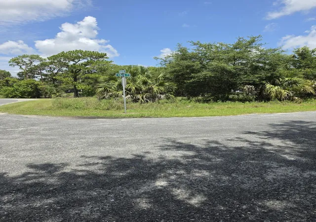 Photo 1 of Sale Pending at Tbd Ave M, Fort Pierce, FL 34947 | MLS# B26035177 | Listing updated on 2026-09-15