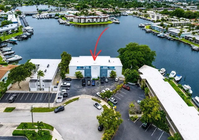 Photo 2 of Sale Pending at 628 Southwind Cir, North Palm Beach, FL 33408 | MLS# B26035280 | Listing updated on 2026-09-14