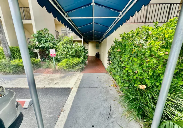 Photo 3 of Condo for sale at 3661 Via Poinciana #615, Greenacres, FL 33467 | MLS# B26035408 | Listing updated on 2026-09-24