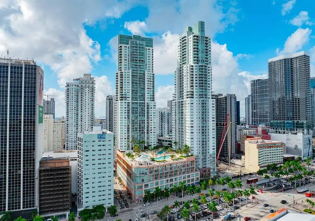 Photo 1 of Condo for sale at 253 Ne 2nd Street #3208, Miami, FL 33132 | MLS# B26035474 | Listing updated on 2026-09-14