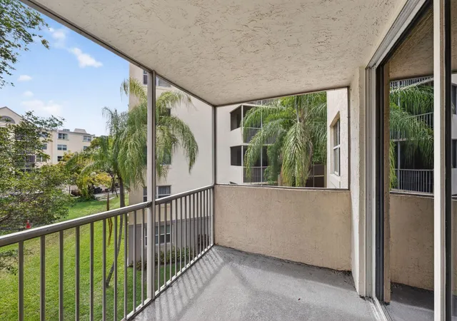 Photo 3 of Sale Pending at 8363 Lake Dr #308, Doral, FL 33166 | MLS# B26035582 | Listing updated on 2026-09-17