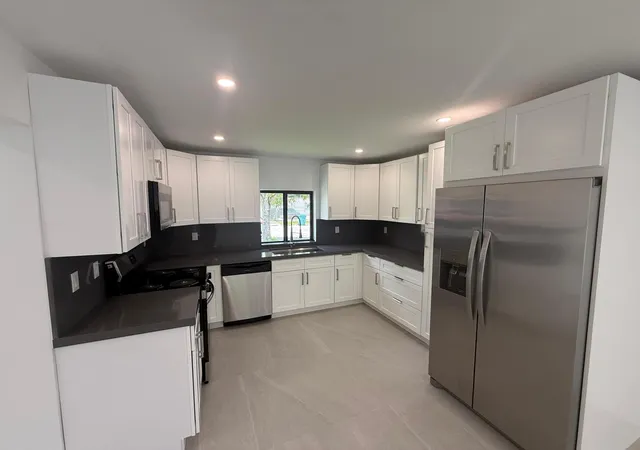 Photo 4 of Sale Pending at 15495 Harrison Dr, Homestead, FL 33033 | MLS# B26035850 | Listing updated on 2026-09-15