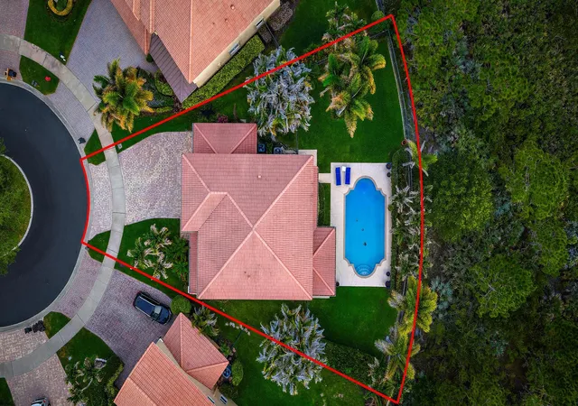 Single family home for sale at 5536 SE Hammock Reserve Ter, Hobe Sound, FL 33455 | MLS# B26036022