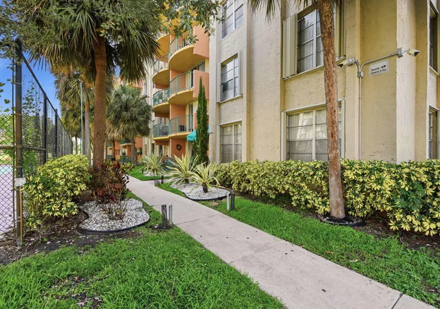 Photo 3 of Condo for sale at 9360 Fontainebleau Blvd #Apt 310, Miami, FL 33172 | MLS# B26036158 | Listing updated on 2026-09-27