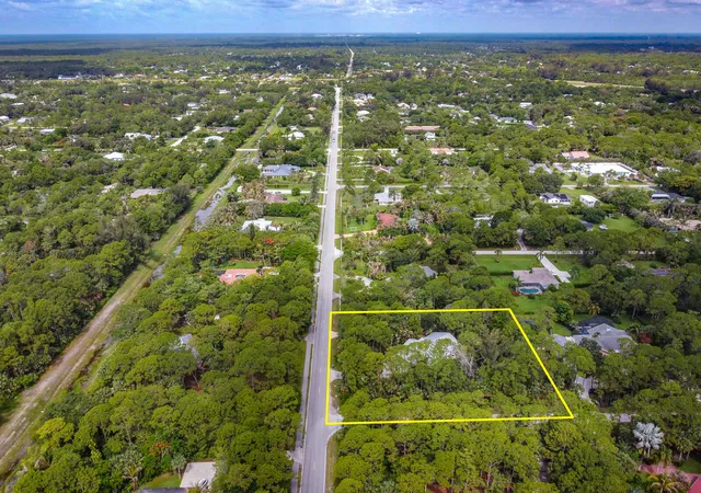 Photo 2 of Single family home for sale at 8259 155th Place N, Palm Beach Gardens, FL 33418 | MLS# B26036240 | Listing updated on 2026-09-14